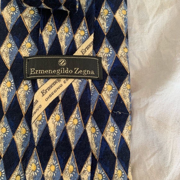 Ermenegildo Zegna men's tie - Picture 2 of 4